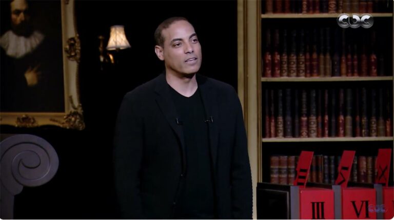 خالد بيبو يوضح موقفه من العمل في بيراميدز.. ويصرح: حذرت محمد عبد المنعم من هذا الأمر