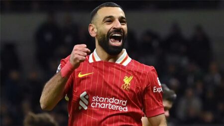ذا أثلتيك: عقبة أمام استمرار محمد صلاح مع ليفربول.. والرحيل المفاجئ وارد