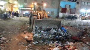 محافظة الجيزة تكثف حملات النظافة بأحياء الهرم وامبابة وبولاق والمنيرة الغربية