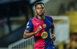 من أجل رقم 10.. برشلونة أمام قرار صعب بشأن مستقبل أنسو فاتي