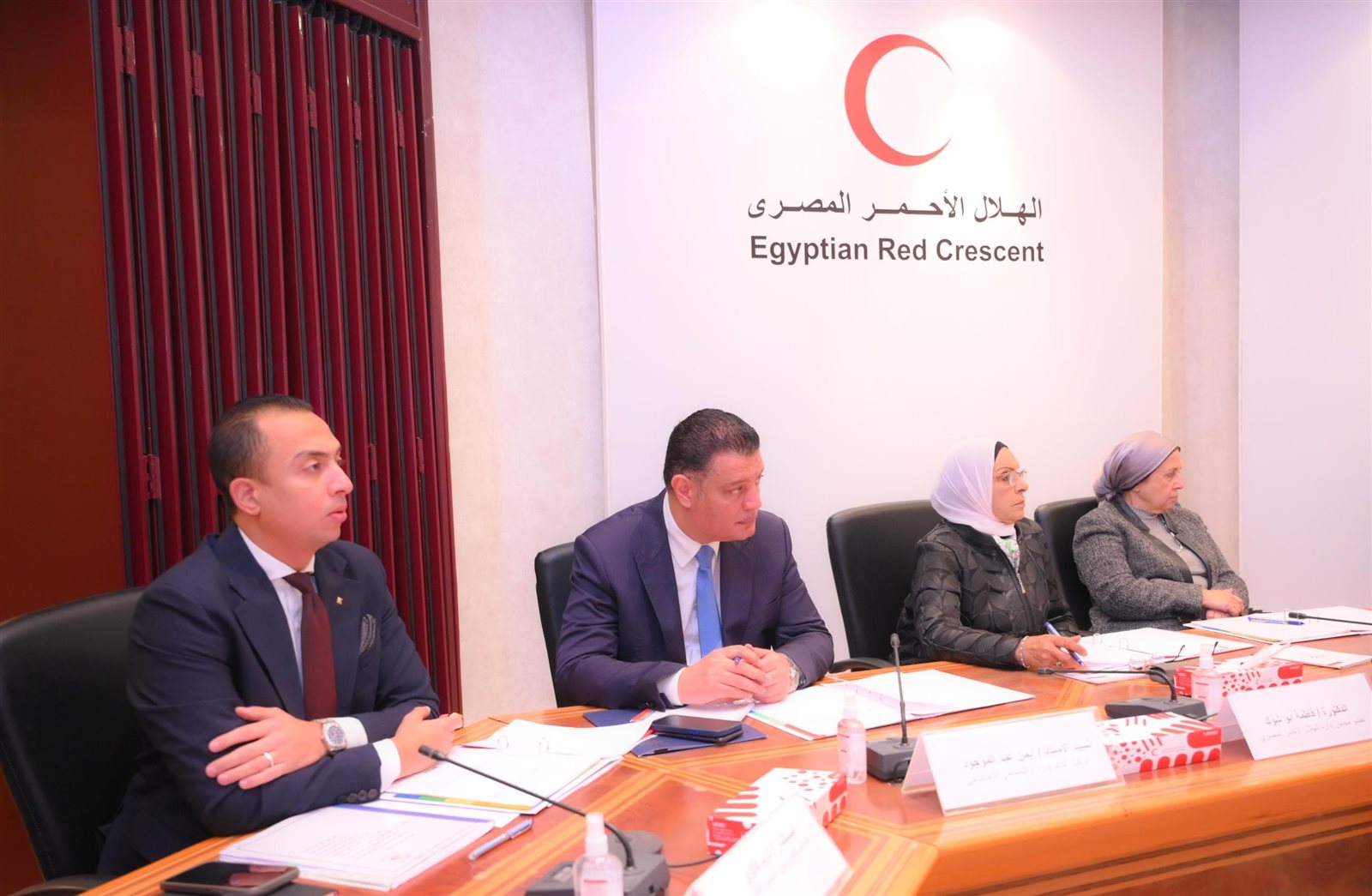 وزيرة التضامن تترأس اجتماع مجلس إدارة الهلال الأحمر المصري 3 وزيرة التضامن تترأس اجتماع مجلس إدارة الهلال الأحمر المصري