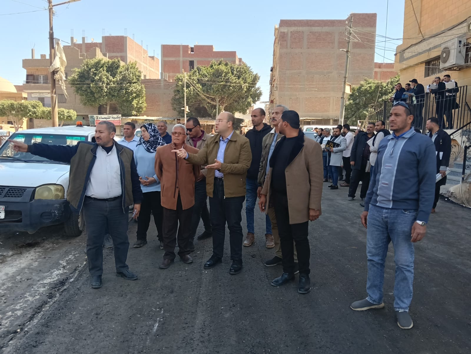 بالصور.. نائب محافظ الجيزة يتفقد مشروعات التطوير والرصف بمركز العياط 2 بالصور.. نائب محافظ الجيزة يتفقد مشروعات التطوير والرصف بمركز العياط