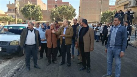 بالصور.. نائب محافظ الجيزة يتفقد مشروعات التطوير والرصف بمركز العياط