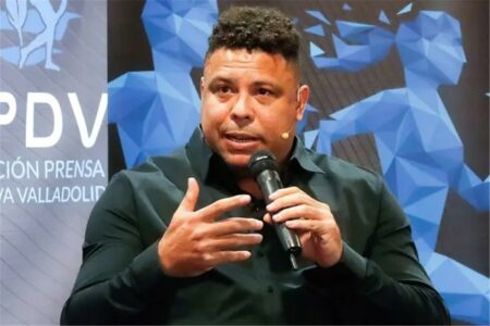 الظاهرة رونالدو: ريال مدريد منع البرازيل من التعاقد مع أنشيلوتي