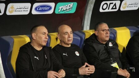 مدرب المنتخب عن اعتراض مصطفى محمد: «لو فيه تجاوز يتعاقب»