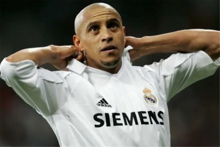 روبرتو كارلوس: الحديث عن خليفة أنشيلوتي في ريال مدريد عدم احترام
