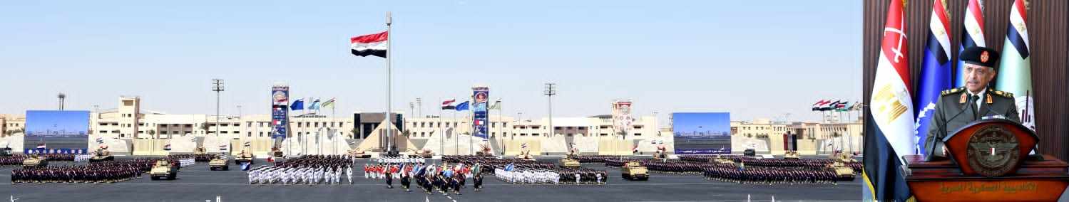 وزير الدفاع يشهد حفل انتهاء فترة الإعداد العسكري لطلبة الأكاديمية العسكرية المصرية والكليات العسكرية.. فيديو