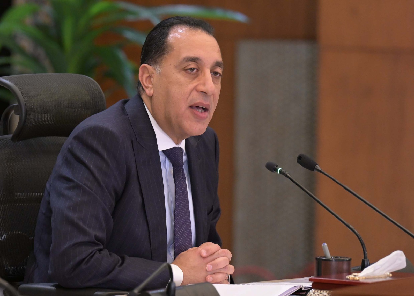 رئيس الوزراء: برنامج رد الأعباء التصديرية أعيد صياغته من أجل تشجيع ودعم الصناعة المصرية بصورة أكبر.. مدبولي: جميع مُؤشرات الاقتصاد المصري تسير في المسار الصحيح 1 رئيس الوزراء: برنامج رد الأعباء التصديرية أعيد صياغته من أجل تشجيع ودعم الصناعة المصرية بصورة أكبر.. مدبولي: جميع مُؤشرات الاقتصاد المصري تسير في المسار الصحيح