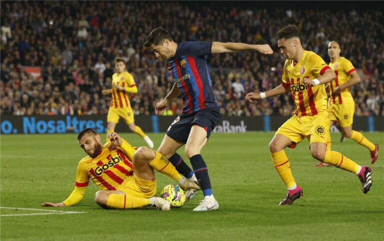جيرونا يفكر في كسر بند الخوف قبل مباراة برشلونة