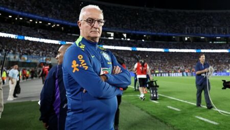 رسميًا.. إقالة «دوريفال» من تدريب منتخب البرازيل