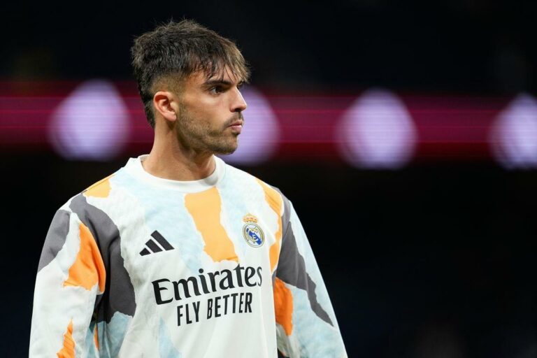 ريال مدريد يعدل سياساته من أجل عقد أسينسيو الجديد