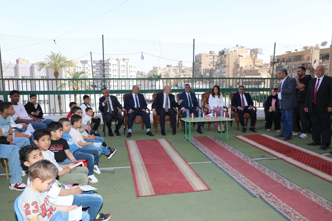 محافظ الجيزة يتفقد دور رعاية الأيتام والمسنين بالعجوزة.. صور 15 محافظ الجيزة يتفقد دور رعاية الأيتام والمسنين بالعجوزة.. صور
