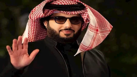 تركي آل الشيخ يروج لحفل تامر عاشور في العيد