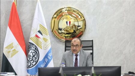 وزير قطاع الأعمال العام يترأس عمومية القابضة للأدوية لاعتماد نتائج 2024/2023