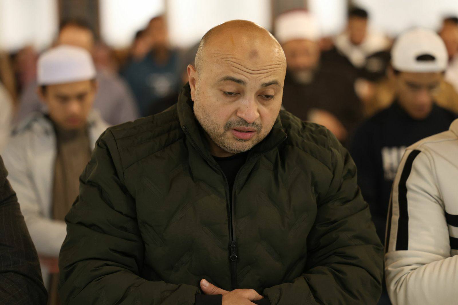 الجامع الأزهر يقيم التراويح "20 ركعة" بالقراءات في الليلة الثالثة من رمضان.. صور 5 الجامع الأزهر يقيم التراويح "20 ركعة" بالقراءات في الليلة الثالثة من رمضان.. صور