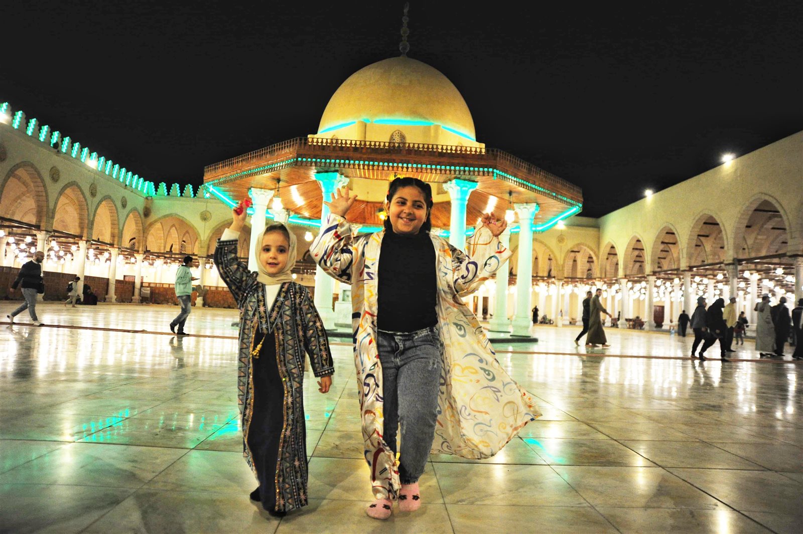 صلاة تراويح السابع من رمضان من مسجد عمرو بن العاص.. صور 2 صلاة تراويح السابع من رمضان من مسجد عمرو بن العاص.. صور