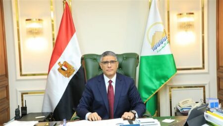 محافظ الجيزة: مشروع متكامل لإحلال وتجديد شبكات الصرف الصحي بأبو النمرس