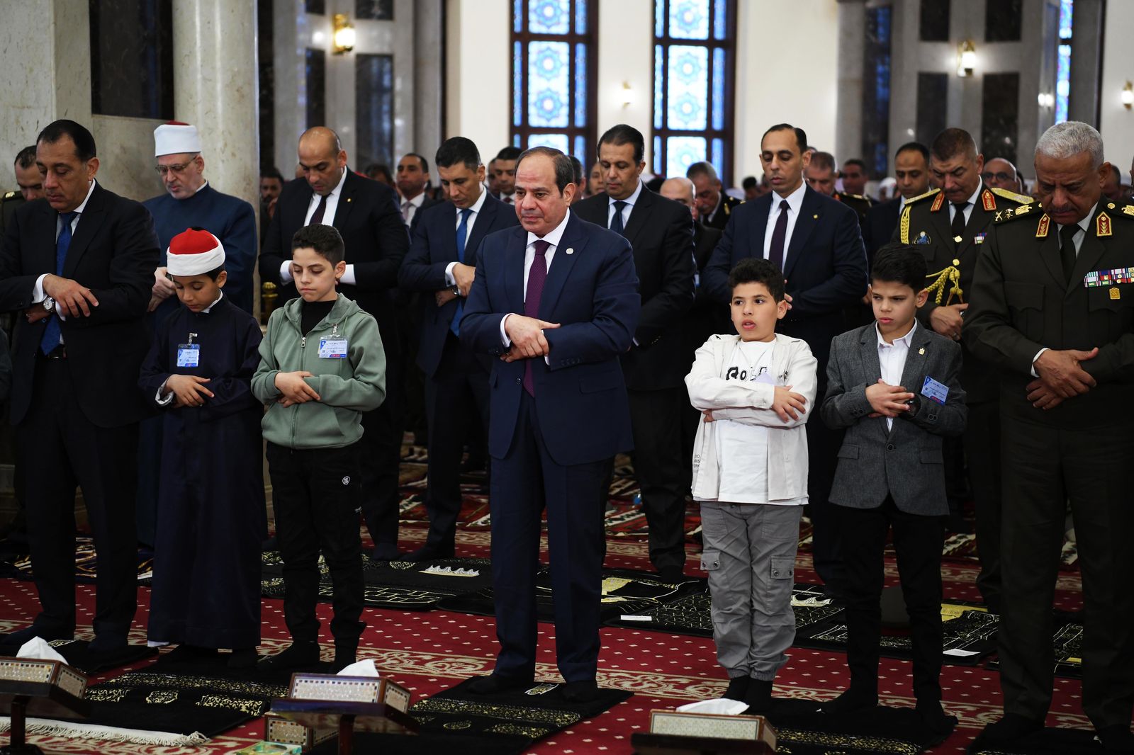 نشاط الرئيس السيسي في أول أيام عيد الفطر (فيديو وصور)