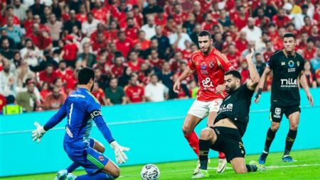 القمة 130.. الزمالك يتحدى الأهلي في "كلاسيكو" رمضان 2025