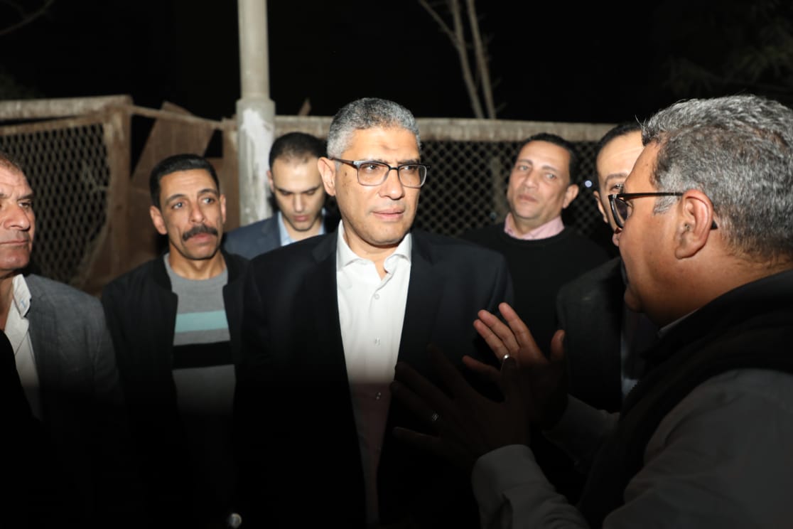 خلال جولة ليلية مفاجئة.. محافظ الجيزة يتفقد حالة النظافة والإشغالات بعدد من القطاعات الحيوية بالمحافظة 6 خلال جولة ليلية مفاجئة.. محافظ الجيزة يتفقد حالة النظافة والإشغالات بعدد من القطاعات الحيوية بالمحافظة