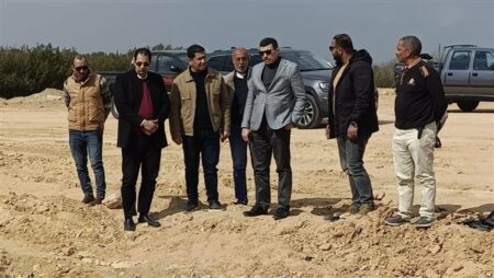 وزير الإسكان يتابع تنفيذ مشروعات المرافق والطرق بمدينة سفنكس الجديدة