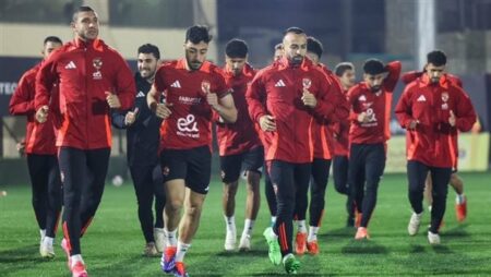 مران الأهلي| الفريق يواصل تدريباته.. وكولر يجتمع بالجهاز المعاون