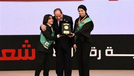 إشادة كبيرة بدور إدارة الشئون المعنوية في الندوة التثقيفية الـ 41