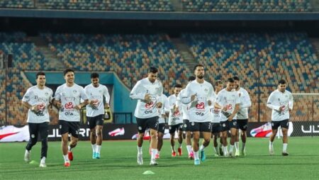 انضمام 6 لاعبين من الأهلي لمعسكر المنتخب استعدادا لتصفيات المونديال
