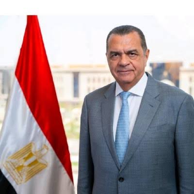 إستراتيجية جديدة لتطوير المنظومة الجمركية 1 إستراتيجية جديدة لتطوير المنظومة الجمركية