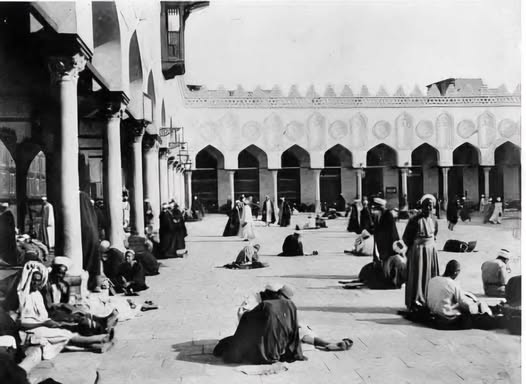 في ذكرى التأسيس .. صور ترصد مراحل تطور الجامع الأزهر عبر العصور المختلفة 5 في ذكرى التأسيس .. صور ترصد مراحل تطور الجامع الأزهر عبر العصور المختلفة