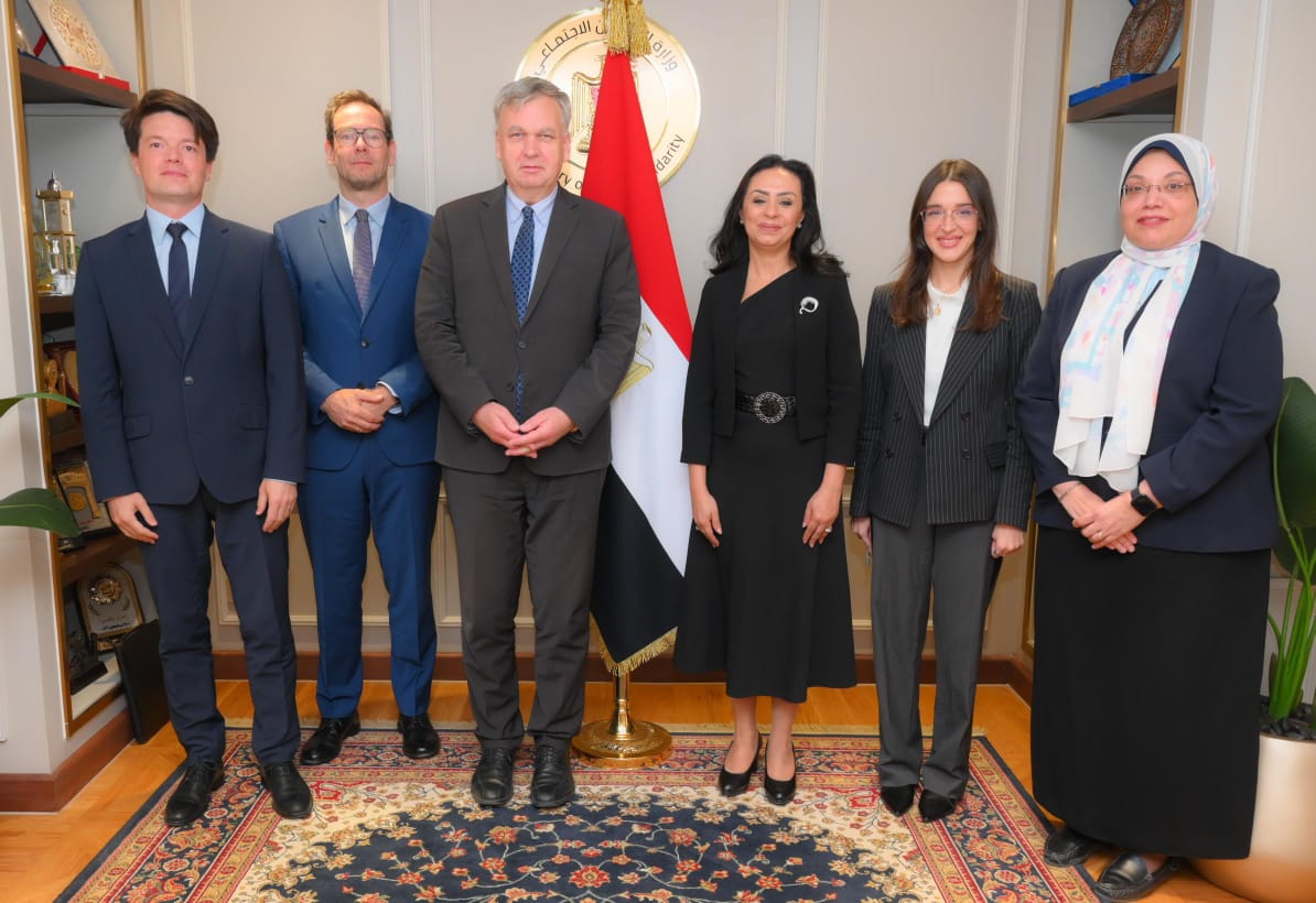 وزيرة التضامن تلتقي السفير الألماني بالقاهرة لتعزيز التعاون 1 وزيرة التضامن تلتقي السفير الألماني بالقاهرة لتعزيز التعاون