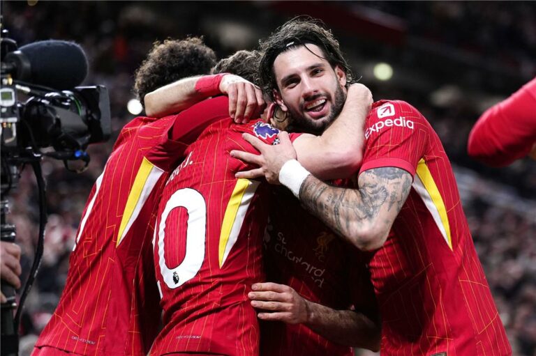 فيديو | بمشاركة محمد صلاح.. ليفربول يقتنص فوزًا ثمينًا من إيفرتون في الدوري الإنجليزي