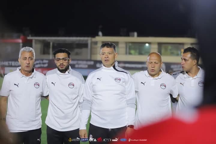 علاء نبيل يكرم المدير الفني لمنتخب الكرة النسائية بالأردن 4 علاء نبيل يكرم المدير الفني لمنتخب الكرة النسائية بالأردن