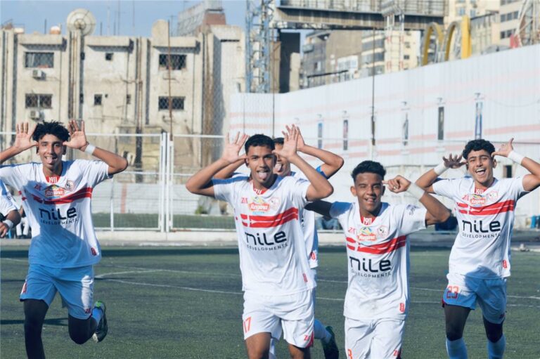 نجل ميدو: وائل رياض منحني دفعة أمام الأهلي.. وهذا ما قاله والدي بعد الهدف