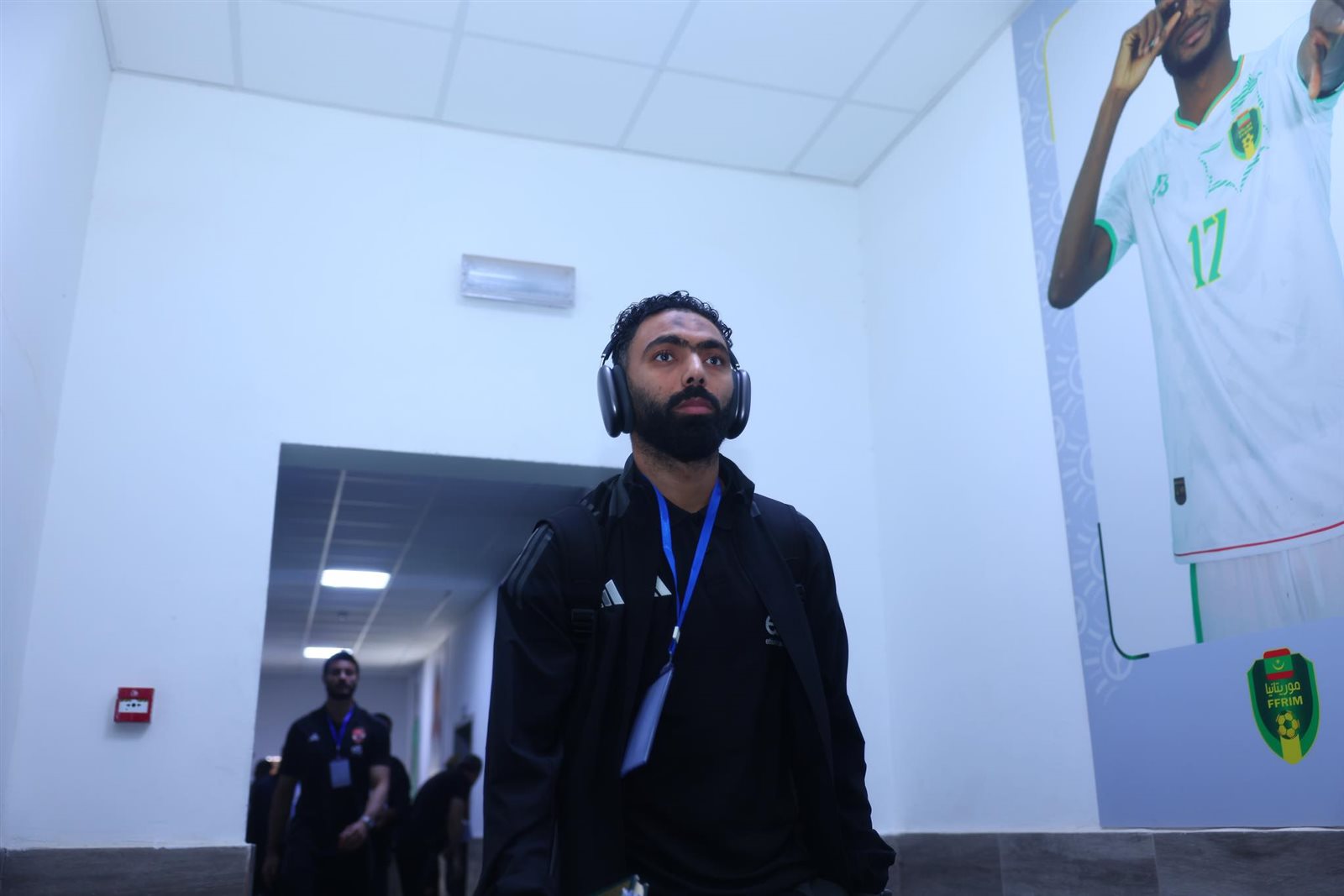 دوري أبطال أفريقيا.. لاعبو الأهلي يتفقدون ملعب "شيخا ولد بيديا" قبل مواجهة الهلال 6 دوري أبطال أفريقيا.. لاعبو الأهلي يتفقدون ملعب "شيخا ولد بيديا" قبل مواجهة الهلال