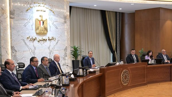 أخبار مصر اليوم.. السيسي وماكرون يزوران العريش.. مدبولي يترأس اجتماعات مهمة.. افتتاح مشروعات جديدة لدعم الاقتصاد والتنمية