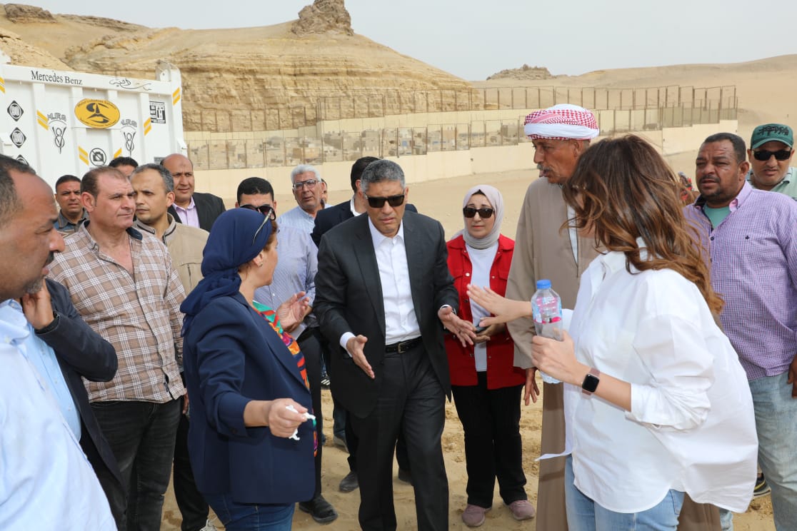 "النجار" يتابع التشغيل التجريبي لمشروع تطوير الخدمات بالمنطقة الأثرية لأهرامات الجيزة
