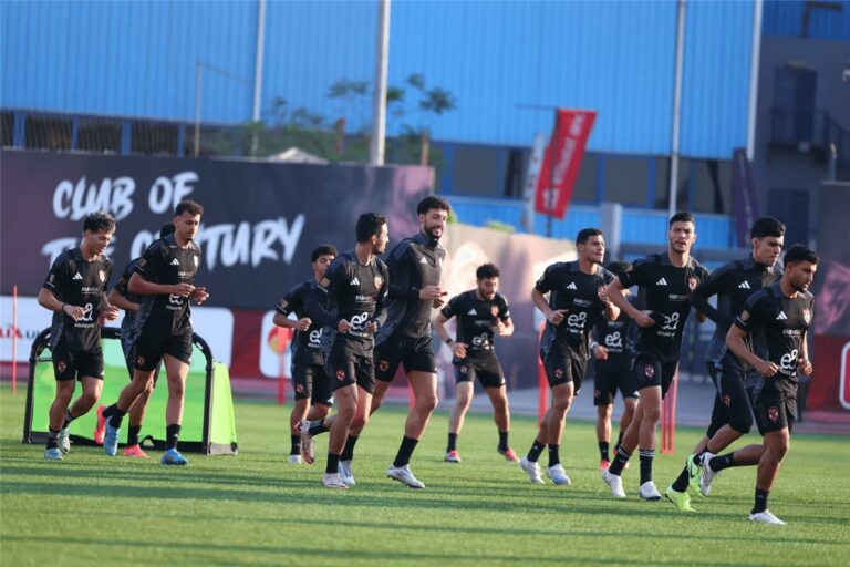 مران الأهلي | جلسة بين كولر واللاعبين قبل مواجهة بيراميدز.. وتدريبات بدنية قوية