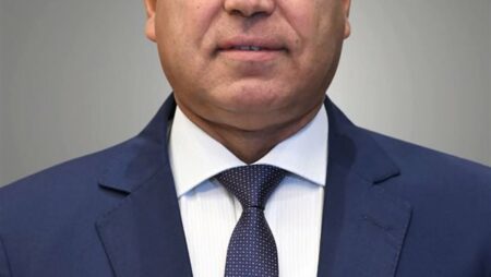 غدًا.. لقاء وزير الصناعة والنقل بالمستثمرين الصناعيين بمحافظتي الأقصر وأسوان بحضور المحافظين