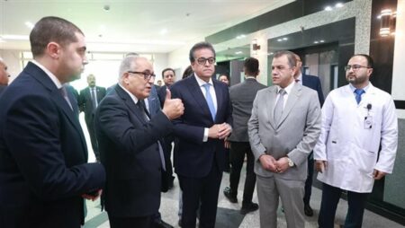 وزير الصحة يتفقد مستشفى أطفال مصر ويوجه بوضع برنامج زمني لتطويرها