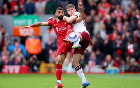 الأفضل في العالم.. جراهام بوتر: لاعب وست هام تلقى درسًا رائعًا أمام محمد صلاح