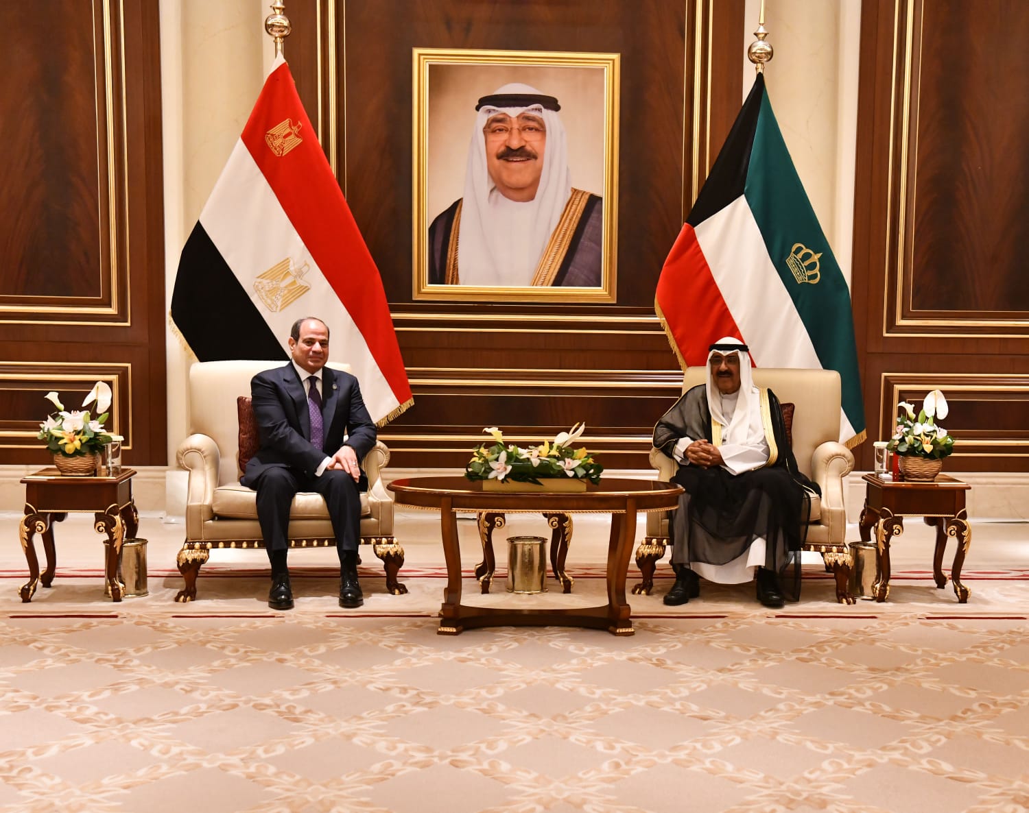 12 صورة ترصد وصول الرئيس السيسي الكويت.. والشيخ مشعل في مقدمة مستقبليه 11 12 صورة ترصد وصول الرئيس السيسي الكويت.. والشيخ مشعل في مقدمة مستقبليه