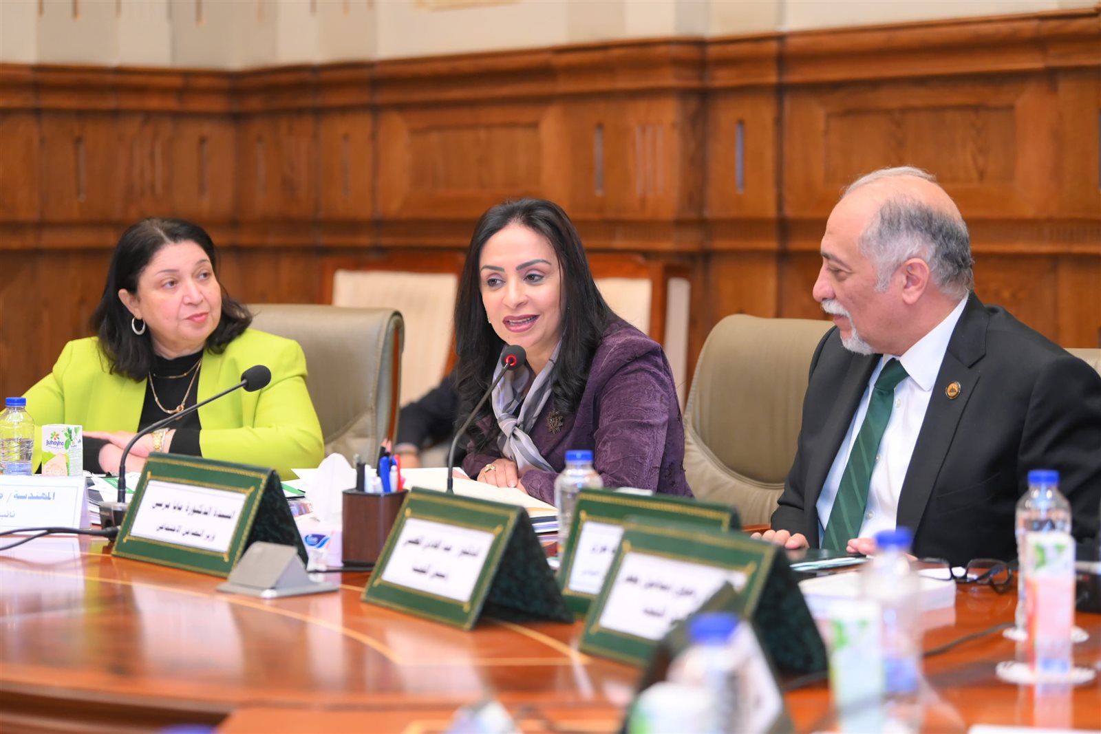 لجنة مشتركة مع وزارة الصحة لتيسير لاستخراج بطاقة الخدمات المتكاملة 11 لجنة مشتركة مع وزارة الصحة لتيسير لاستخراج بطاقة الخدمات المتكاملة