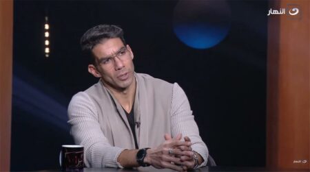 شريف إكرامي: قرار لاعب ممكن يُقال عنه خيانة وآخر لا بسبب المزاج والمصلحة