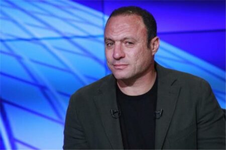 نادر السيد يوجه رسالة لمجلس الزمالك: إرضاء الجماهير بالبطولات وليس بالصفقات