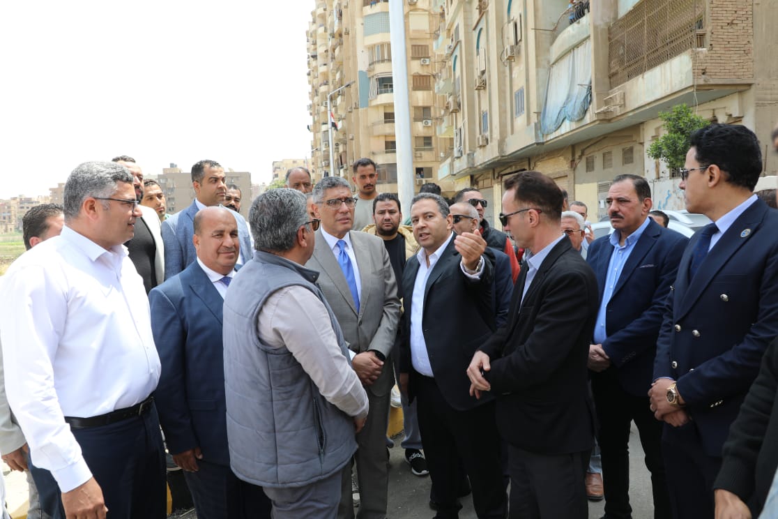 محافظ الجيزة: رصف وتطوير شامل لشارع أوتوسبير بالطالبية 14 محافظ الجيزة: رصف وتطوير شامل لشارع أوتوسبير بالطالبية