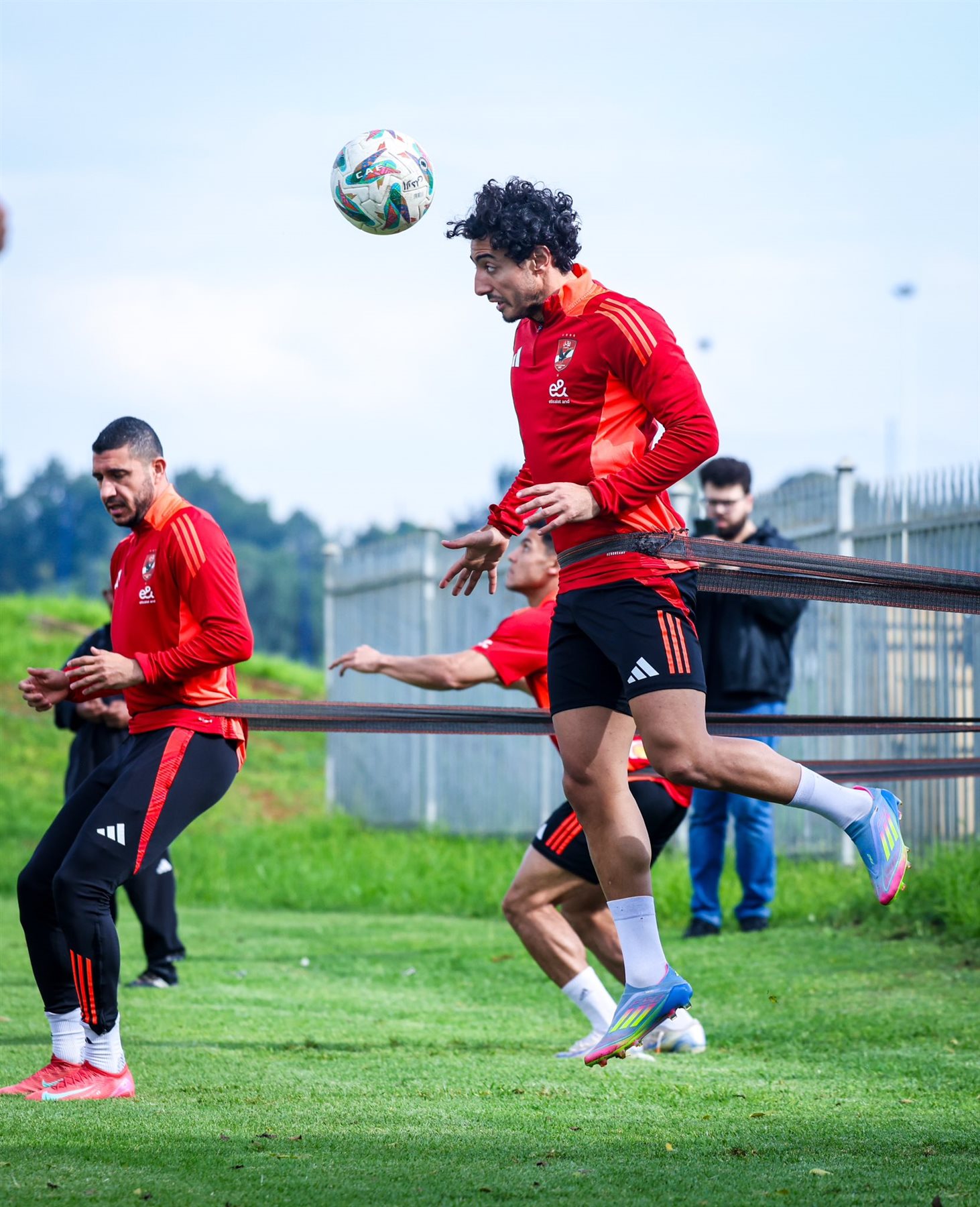 دوري أبطال أفريقيا.. الأهلي ينهي مرانه الثاني في بريتوريا استعدادا لمواجهة صن داونز 16 دوري أبطال أفريقيا.. الأهلي ينهي مرانه الثاني في بريتوريا استعدادا لمواجهة صن داونز