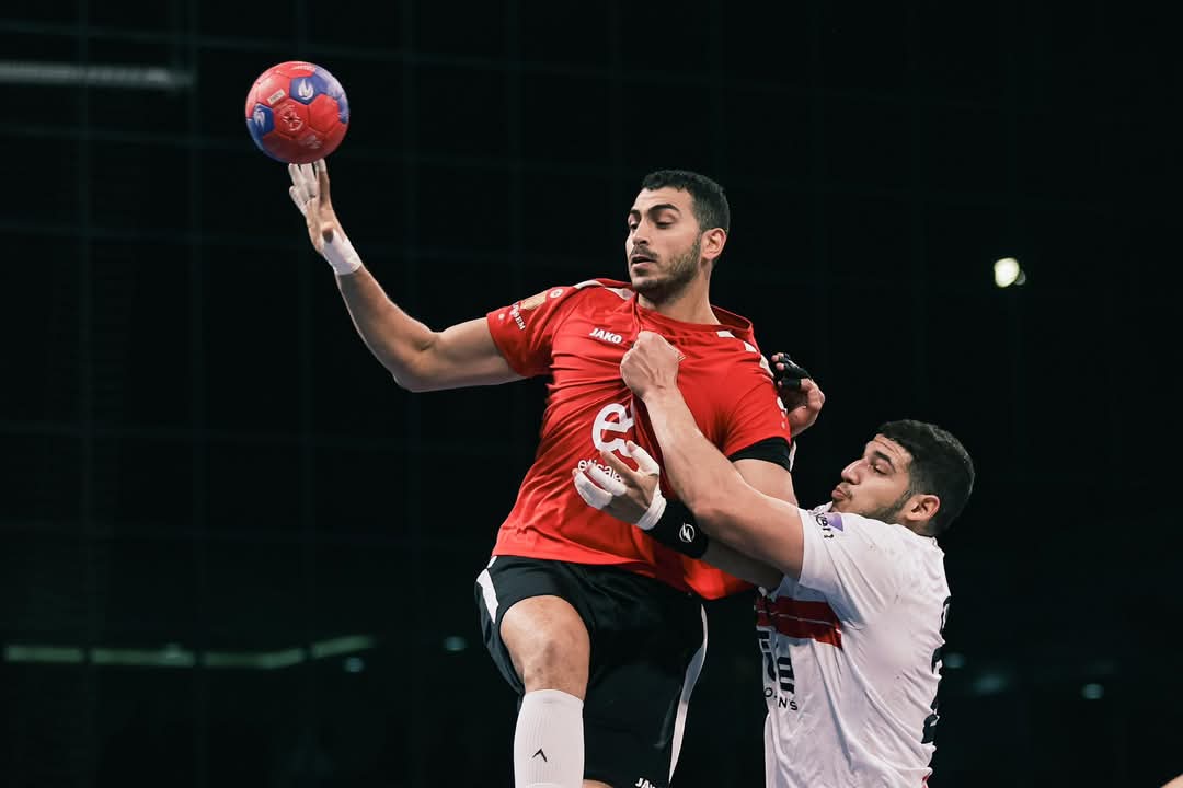 ثنائية حمراء.. الأهلي يهزم الزمالك ويتوج بكأس مصر لكرة اليد 5 ثنائية حمراء.. الأهلي يهزم الزمالك ويتوج بكأس مصر لكرة اليد