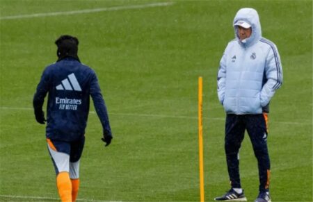 الملكي تحت الصدمة.. عزلة أنشيلوتي وإحباط اللاعبين يهدد موسم ريال مدريد