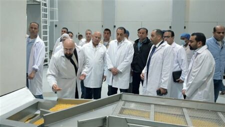 رئيس الوزراء يتفقد مصانع مجموعة المصرية السويسرية للمكرونة